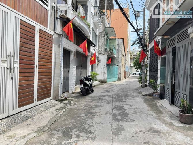 Bán nhà Phú Nhuận - xe hơi thông - nở hậu 6m - 73m2 - 5 tầng - 2