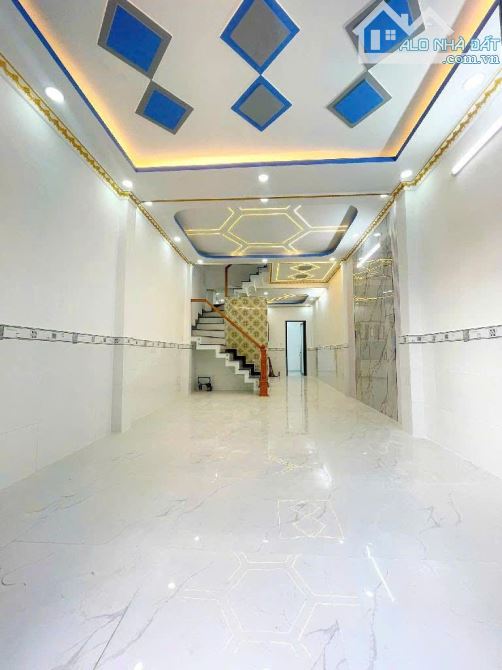 NHÀ ĐẸP BÌNH TÂN, GẦN LÊ VĂN QUỚI, 4 X 15M, HẺM XE HƠI 6M, CHỈ 5,X TỶ - 2