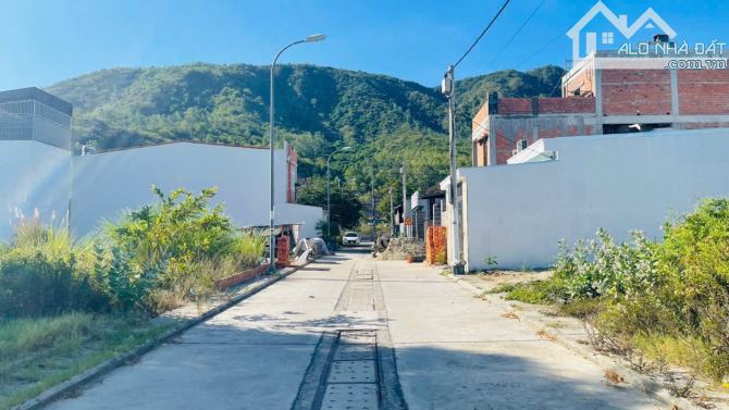 Bán đất TĐC Hòn Rớ 2, Phước Đồng Phường Nam Nha Trang,xây tự do, dt: 100m2 giá chỉ 4 tỷ 5 - 2