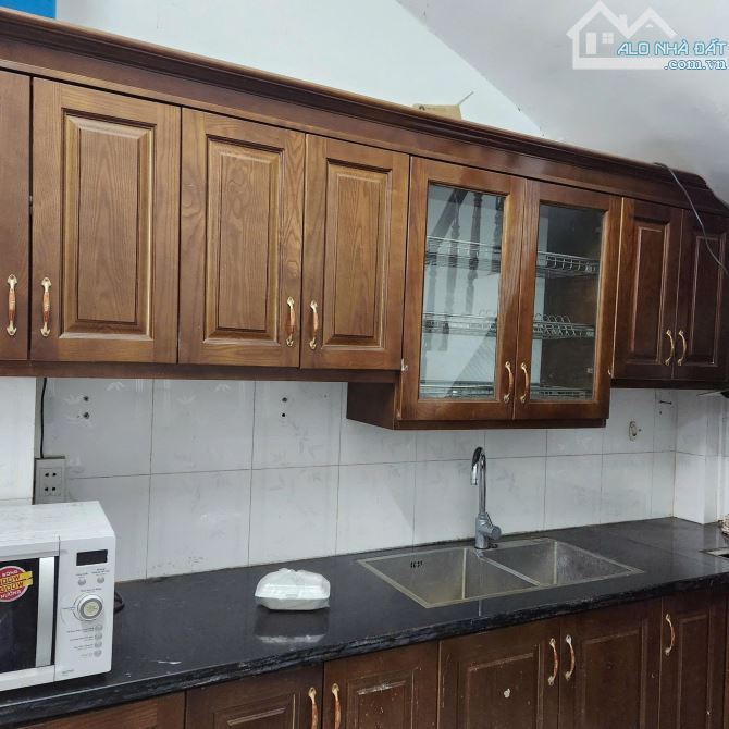 Cho thuê nhà nguyên căn ngõ 255 Cầu giấy, DT 33m2 x 4 tầng, Giá 13 triệu - 2