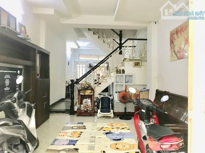 NHÀ 2 MẶT TIỀN TRẦN XUÂN SOẠN  TÂN HƯNG Q7 NGANG 4.2 X 14 Dưới 89 Triệu m - 2