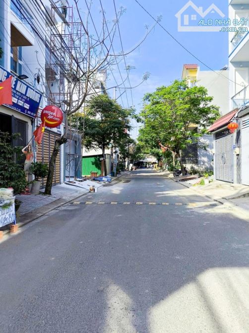BÁN ĐẤT NGUYỄN DUY TRINH – 200M² – ĐƯỜNG 10M Ô TÔ TRÁNH – 7 TỶ - 2