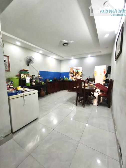 🏡 4.5 x 20m 3 tầng chỉ 5 tỷ 35. Nhà đẹp ngay công viên phần mềm Quang Trung. - 2