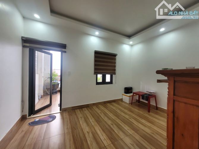 Bán siêu phẩm nhà 4 tầng đối diện Hoàng Huy, An Đồng - 2