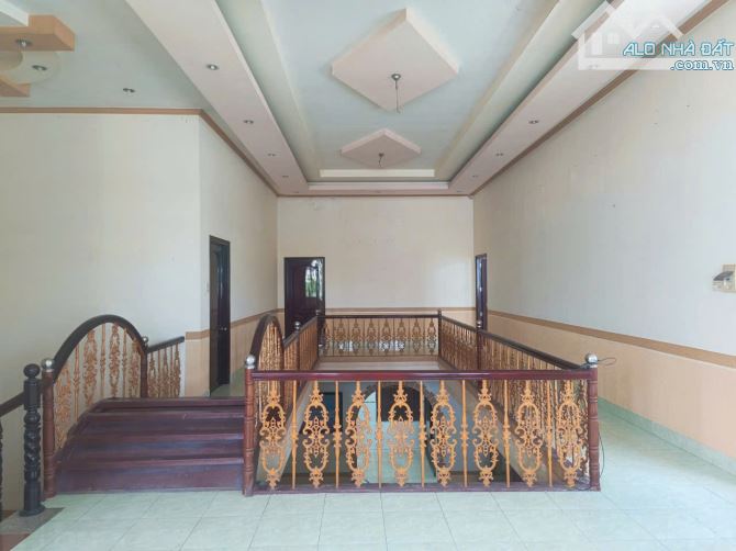 biệt thự mặt tiền đường phạm hùng, hướng đông nam, giá đầu tư - 2