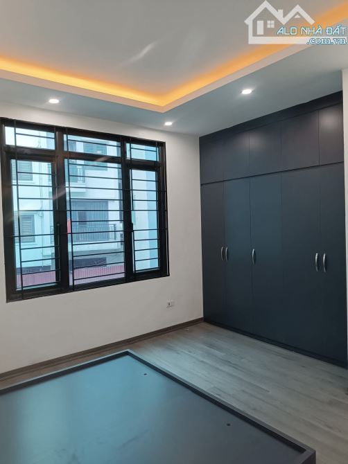 Cần bán nhà Nam Từ Liêm - Trung tâm phố Tây Mỗ 42/45, 4T giá 148tr/m2 có nội thất - 2