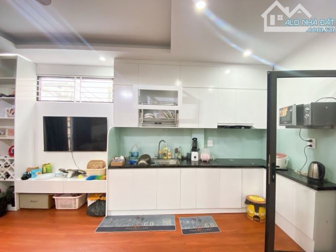 Ô TÔ đỗ cửa ngày đêm - THANG MÁY - DT 38m, 5 tầng, MT 4,5m Full nôi thất - 2
