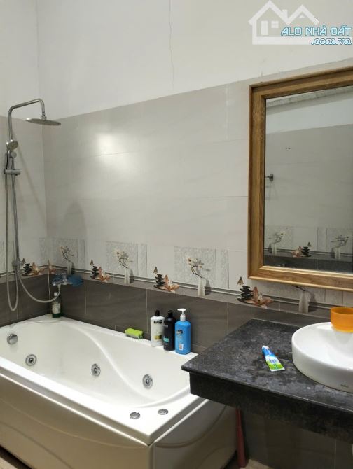 NHÀ VƯỜN CÁCH BIỂN PHƯỚC HẢI CHỈ 15p- GẦN NUT GIAO CAO TỐC  Diện tích 650m2- ngang 18m - 2