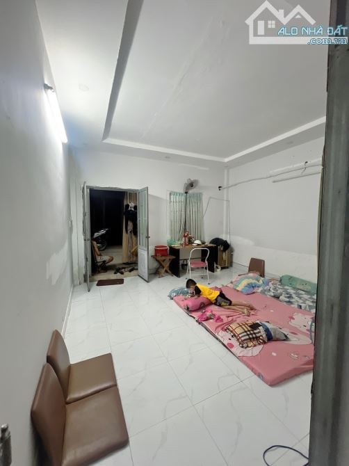 Bán nhà cấp 4 hẻm xe hơi vô nhà đường số 20 Linh Đông 4 tỷ 950 - 2