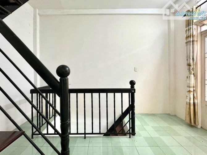 NHÀ 3 TẦNG THÍCH QUẢNG ĐỨC-NGANG 6M-HẺM RỘNG RÃI-DÂN TRÍ CHỈ 5,8 TỶ - 2