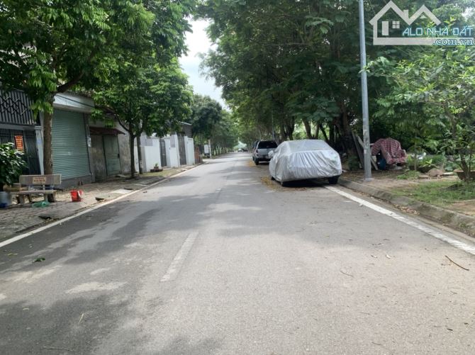 Bán 75m đất trước đường sau đường khu đấu giá ngõ 541 Bát Khối, Thạch Bàn - 2