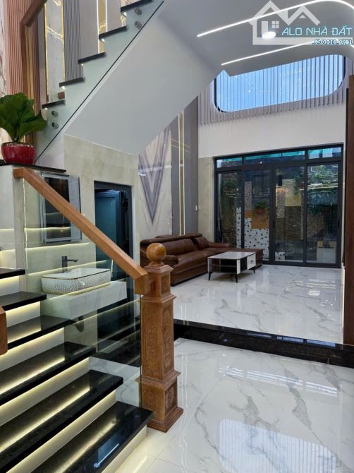 Nhà 5 tầng, Xây mới 100% - Tặng Full nội thất - Giá cực tốt- Lê Đình Cẩn, Bình tân - 2