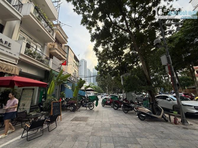 Bán lô góc 7 tầng ngõ 19 Liễu Giai, ô tô tránh nhau kinh doanh, DT 69m2, MT 6m, giá 33.9 t - 2