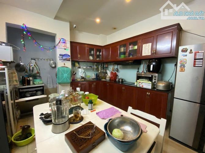 Nhà 4 tầng FULL nội thất vào ở ngay – 45m² – Hẻm 3m –5PN-4WC- Trung tâm Phú Nhuận – 6 tỷ - 2
