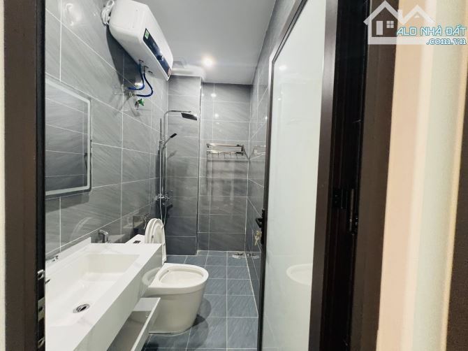 MR Đ.ANH-  BÁN NHÀ 3 TẦNG ĐẸP– NGÕ Ô TÔ TRƯƠNG VĂN LỰC, HÙNG VƯƠNG– HỒNG BÀNG- HẢI PHÒNG - 2