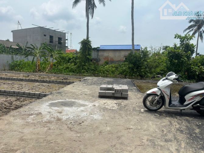75,9m2 Phong Cầu - Đại Đồng ( nay là Kiến Minh ) Vị trí đẹp giá 1 tỷ 0xx - 2