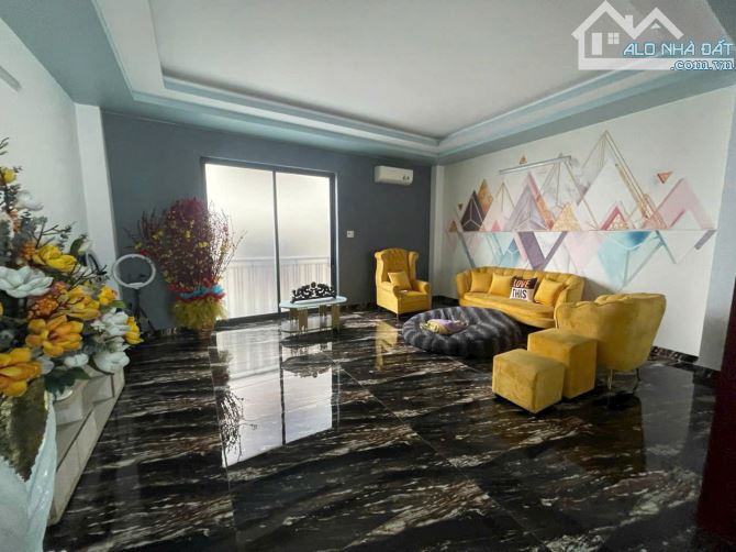 Bán biệt thự 60 tỷ, 28x20m, 3 tấm, 2 mặt tiền đường số 1A, Phường Bình Trị Đông B - 2
