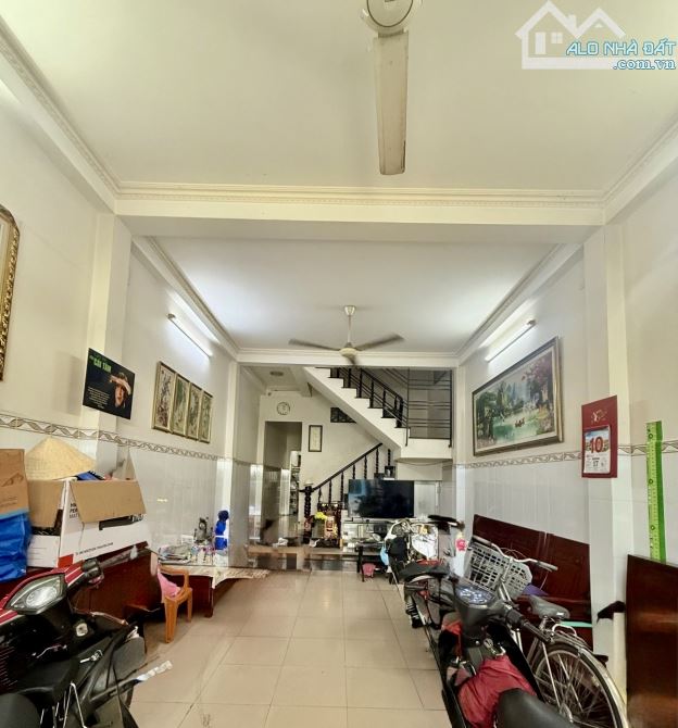 4X25 4TẦNG 6PHÒNG NGỦ HẺM THÔNG CHƯA QUA ĐẦU TƯ NGAY CHỢ GV 8TỶ - 2
