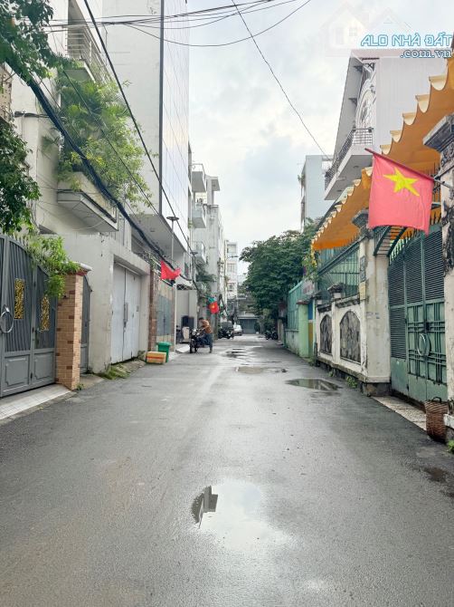 TRUNG TÂM TÂN BÌNH - Hẻm xe hơi né, 82m2, ngang 4m, vị trí KD đắc địa, nhỉnh nhẹ 11 tỷ. - 2