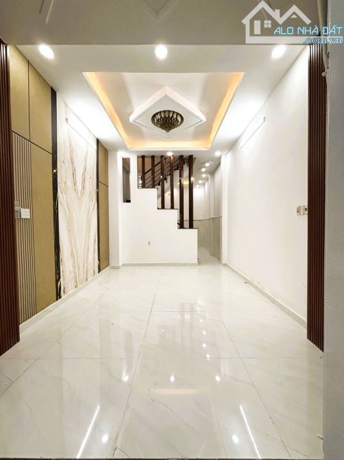 NHÀ 4 TẦNG KHU VIP LÊ VĂN QUỚI, 44M² - SÁT MẶT TIỀN, GIÁP TÂN PHÚ - 2