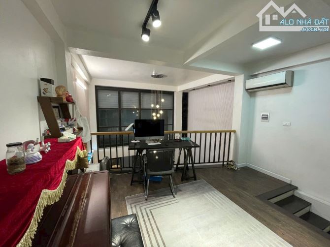 Bán nhà riêng tại Ngọc Khánh, Ba Đình, cách ô tô 30m, DT 65m2, view đẹp, giá tốt chỉ 13 tỷ - 2
