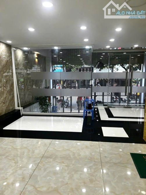 Chia tài sản bán MT ngay Hai Bà Trưng, Q1 - DT: 6.5 x 20m hầm 6tầng - HĐT 220tr/th -50 TỶ - 2