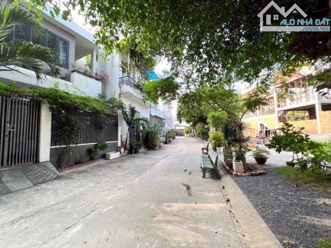 Đất Ngã Tư Vườn Lài,Dt 5x11 Giá 3 Tỷ 250 Triệu,Sổ Thổ Cư - 2