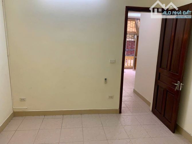 PHỐ CHÍNH KINH THANH XUÂN 10 TỶ DT 70M MT 7M 3T  KINH DOANH ÔTÔ ĐỖ CỬA - 2