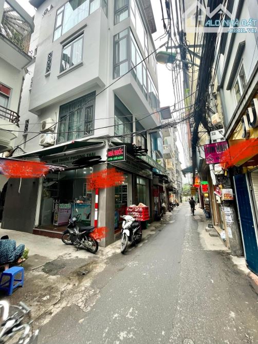 NHỈNH 6 TỶ BA GÁC ĐỖ TẬN CỬA LIỀN KỀ NGUYỄN ĐỨC CẢNH- 35M - 2