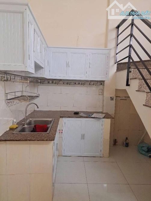 Nhà Lê Văn Khương giáp Gò vấp, 4x11, 100m ra HXH chỉ Nhich 3 tỷ - 2