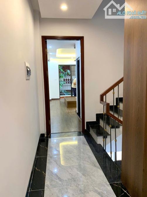 BÁN NHÀ NGÃ TƯ VĂN CAO - BA ĐÌNH, 44M2, GIÁ 15 TỶ - 2