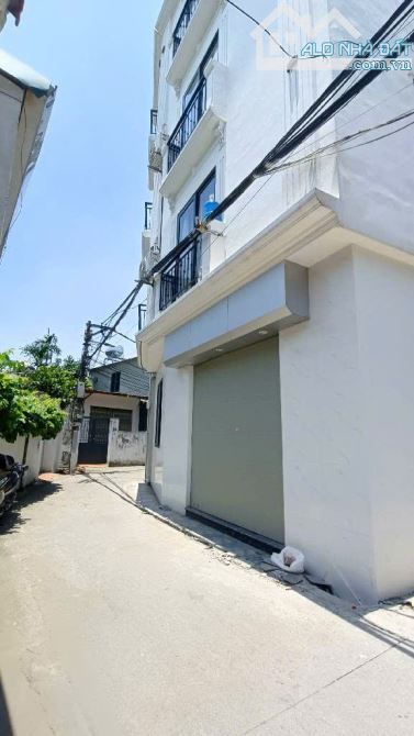 NHÀ MỚI ĐẸP CHƯA Ở THẠCH BÀN-LONG BIÊN- 5 TẦNG 50M2- THANG MÁY - FULL NỘI THẤT NHẬP KHẨU - - 2