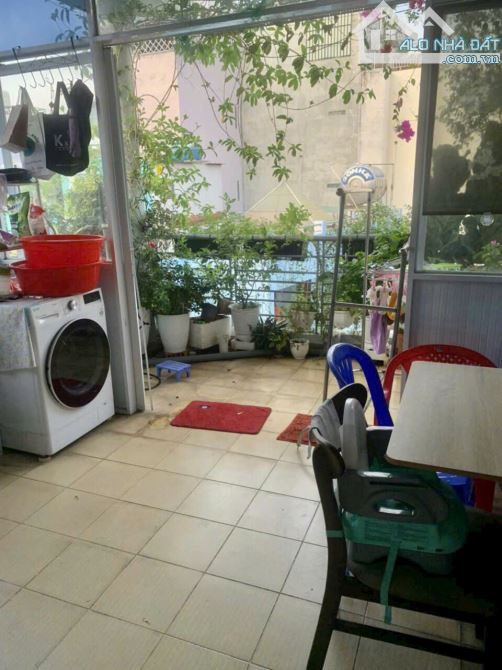 Nhà Cho Thuê Nguyên Căn Hẻm Phùng Văn Cung Phú Nhuận - 2