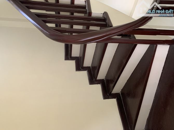 chủ bán nhà ngõ 288 Tam Trinh, 35m2, 5 Tầng, 1 nhà ra ngõ ô tô, dân xây chắcchắn - 2