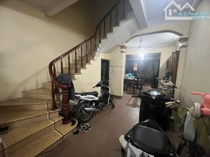 Nhà Lê Trọng Tấn - Thanh Xuân - 76m - mt 4m - oto vào nhà - dân xây - 26.8 tỷ - 2