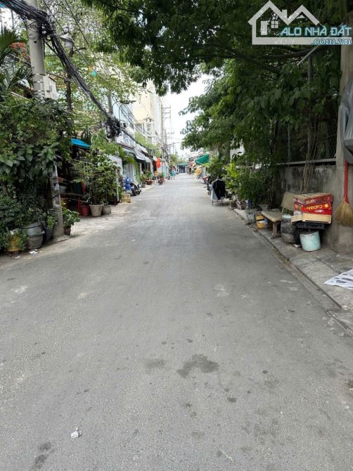 Bom Tấn 24tr/m2 Lô đất khủng gần chợ Lê Văn Quới hẻm xe tải 1 trục 500m2 -12 tỷ - 2