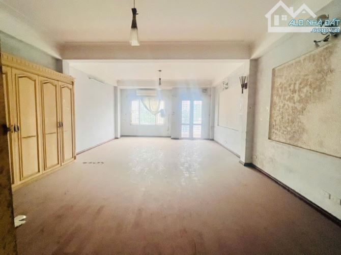 NHÀ PHÂN LÔ NGHĨA ĐÔ 70m² 6 TẦNG MẶT TIỀN 5.5m GARA 2 Ô TÔ VỈA HÈ RỘNG 34 TỶ - 2