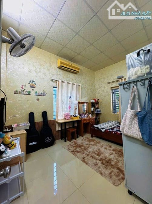 HẺM XE HƠI Q7,CẠNH MẶT TIỀN HUỲNH TẤN PHÁT, 2 TẦNG, 4.2X18m, CHỈ 6.45 TỶ - 2