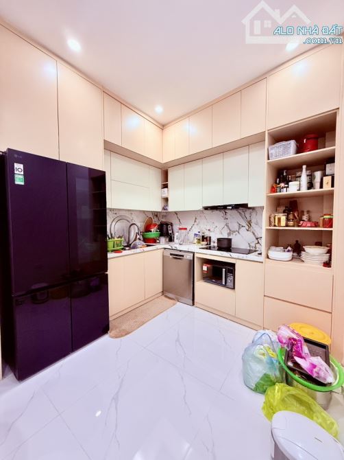 Khâm Thiên - Nhà Đẹp Cạnh trường học - 41m - 4 Tầng - 8,8 Tỷ - 2