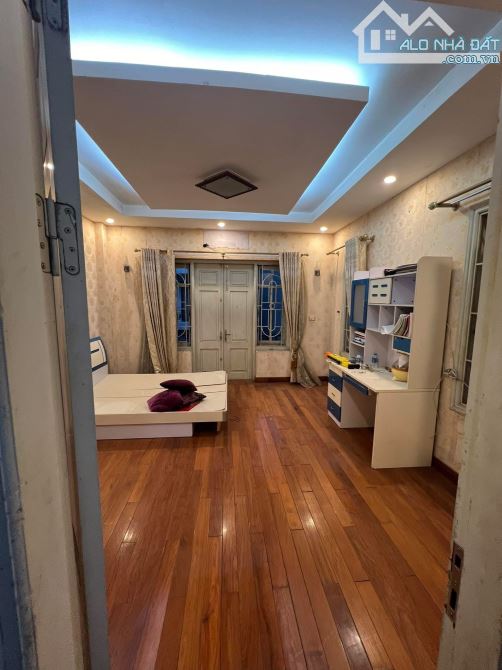 Bán nhà LK KĐT Văn Quán, 70m2, 5tầng, đường vỉa hè rộng rãi, dãy đẹp, rẻ nhất khu vực - 2