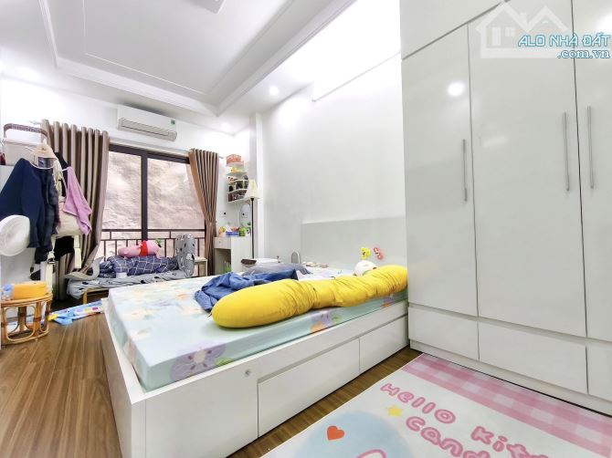 Bán Nhà Hoàng Mai , 30m2 5T  mặt tiền 3,3m sáng sủa nhà đẹp FULL nội thất - 2