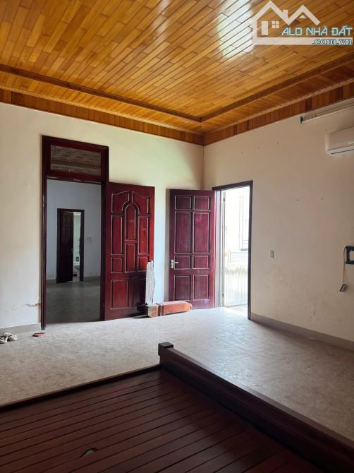 BÁN CĂN BIỆT THỰ 3 TẦNG – TUYẾN 2 LÊ HỒNG PHONG - Diện tích: 250m² - Ngang: 13,9 - 3