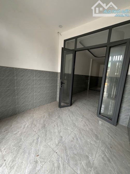 NHÀ MẶT TIỀN ĐƯỜNG CẦU KINH  3.1x14- 3Ty950 ĐƯỜNG 10M THÔNG NGUYỄN CỬU PHÚ - 7