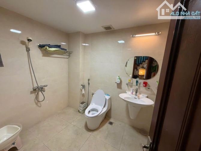 Cho thuê nhà Cầu Giấy DT 50m x 5 tầng, đủ đồ, ôtô đỗ cửa giá thuê 16tr/th - 3