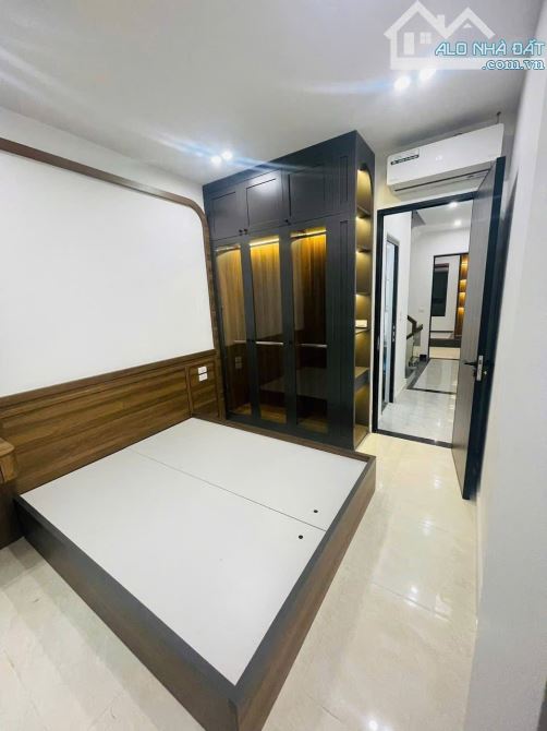 BÁN NHÀ PHÂN LÔ TRẦN QUỐC HOÀN THANG MÁY KINH DOANH NGOẠI NGỮ Ô TÔ NGỦ NHÀ 65M 6T NHỈNH 16 - 3