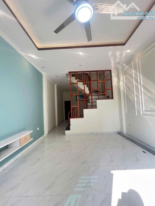 ⚡️SIÊU VIP - SIÊU HIẾM – 5 TẦNG – NGÕ NÔNG  – GẦN AEON LONG BIÊN – GIÁ 5.X TỶ - 3