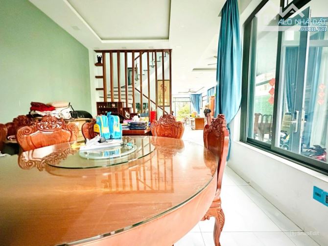 Giá 27 tỷ. Bán biệt thự sân vườn view sông Đồng Nai, P.Thống Nhất. 460m sổ thổ cư. - 3