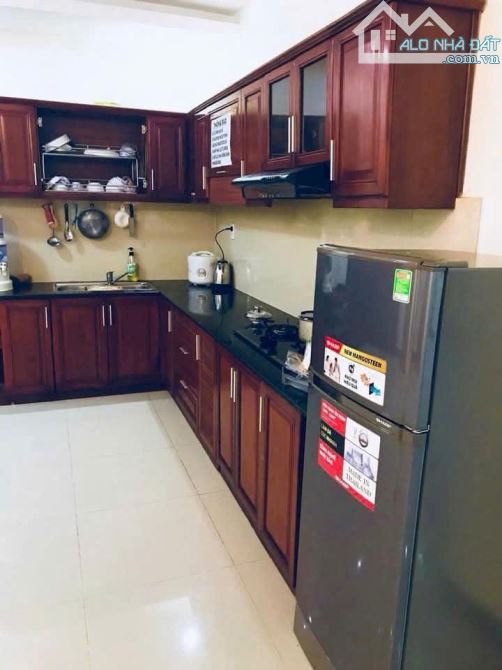 Cho thuê chung cư Sơn Thịnh 1 diện tích 135m2 3PN 4WC view biển full nội thata - 3