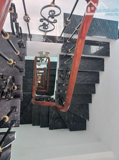 PHÂN LÔ Ô TÔ TRÁNH, HOÀNG QUỐC VIỆT, THANG MÁY, XÂY MỚI, KDVP, 60M, 7 TẦNG, HƠN 25 TỶ - 3