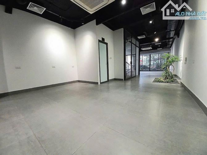 TÒA NHÀ MẶT PHỐ NGUYỄN CHÍ THANH – MẶT TIỀN 9.4M – 8 TẦNG HIỆN ĐẠI - 3